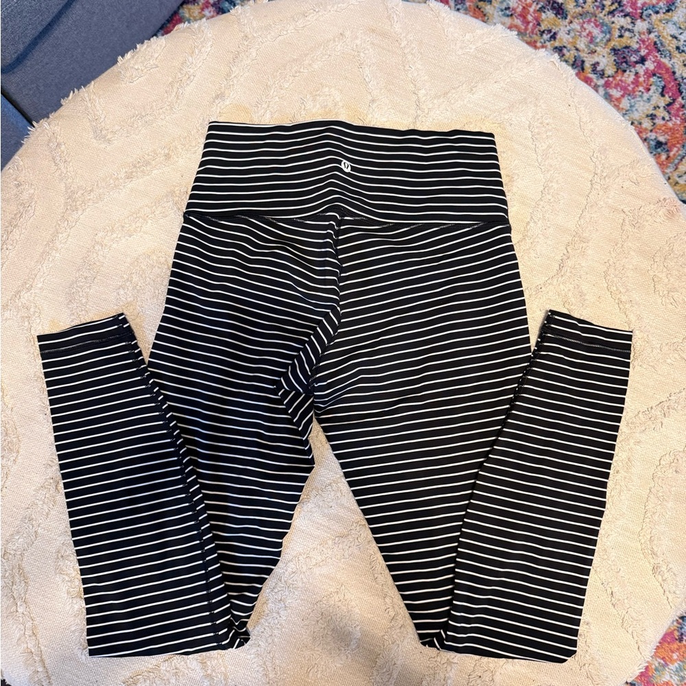 lululemon - Wunder Under High-Rise Tight 28" Luxtreme Hype Stripe Black White